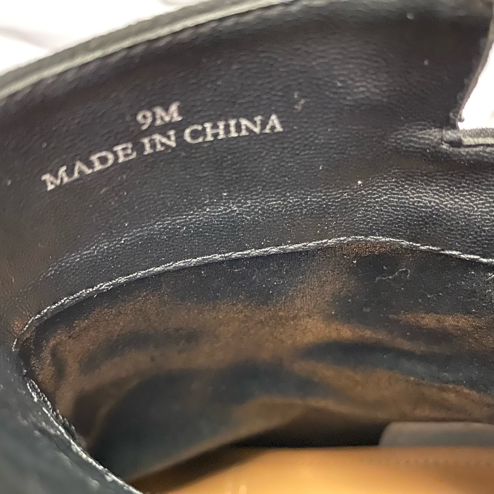 Ankle booties with thick heel